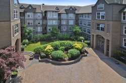 204-20200 56 Avenue Langley, BC V3A 8S1