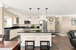 52-34250 Hazelwood Avenue Abbotsford, BC V2S 7L4