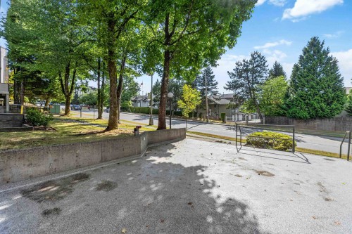 101-10560 154 Street, Surrey, BC - Outdoor