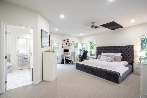 5758 Kettle Crescent W, Surrey, BC - Indoor Photo Showing Bedroom