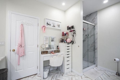 5758 Kettle Crescent W, Surrey, BC - Indoor Photo Showing Bathroom