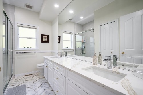 5758 Kettle Crescent W, Surrey, BC - Indoor Photo Showing Bathroom