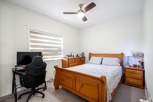 5758 Kettle Crescent W, Surrey, BC - Indoor Photo Showing Bedroom