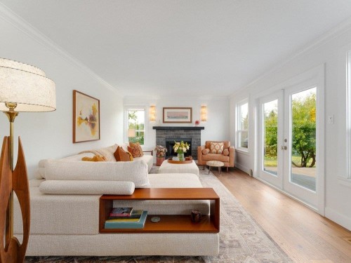 23873 12 Avenue, Langley, BC - Indoor Photo Showing Living Room With Fireplace