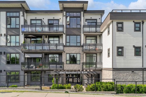 214-9983 Barnston Drive E, Surrey, BC - Outdoor With Facade