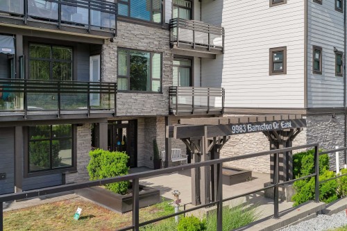 214-9983 Barnston Drive E, Surrey, BC - Outdoor
