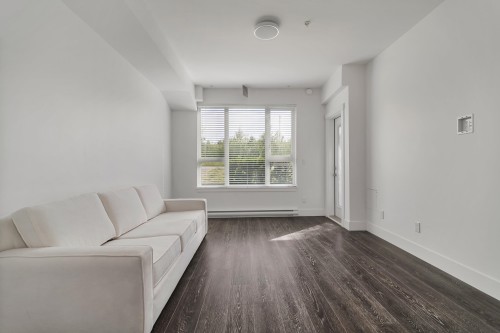 214-9983 Barnston Drive E, Surrey, BC - Indoor