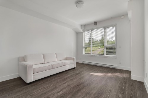 214-9983 Barnston Drive E, Surrey, BC - Indoor