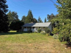 29669 Camelot Avenue Abbotsford, BC V4X 2E5