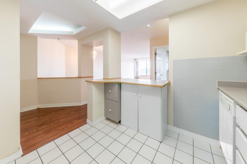 1608-13383 108 Avenue, Surrey, BC - Indoor