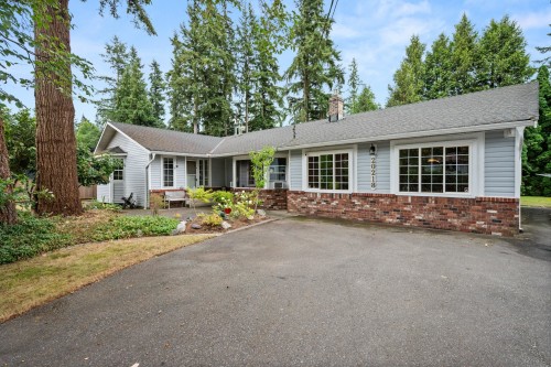 20218 42a Avenue  Langley, BC V3A 3B4