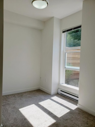 61-19477 72A Avenue, Surrey, BC - Indoor Photo Showing Other Room