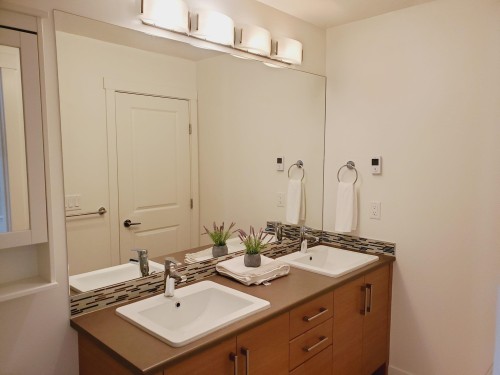 61-19477 72A Avenue, Surrey, BC - Indoor Photo Showing Bathroom