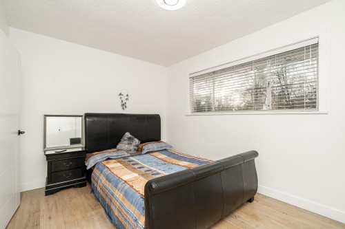 11205 78A Avenue, Delta, BC - Indoor Photo Showing Bedroom