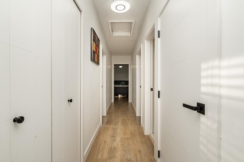 11205 78A Avenue, Delta, BC - Indoor Photo Showing Other Room