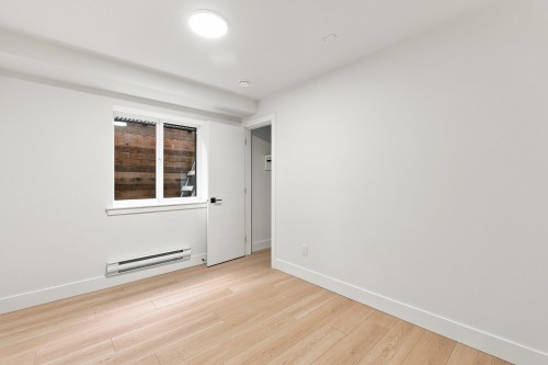 11250 78A Avenue, Delta, BC - Indoor Photo Showing Other Room