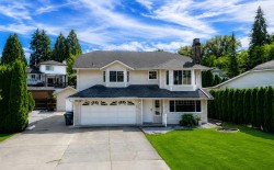 7869 143a Street Surrey, BC V3W 9W5