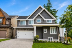 12502 58a Avenue Surrey, BC V3X 0E8