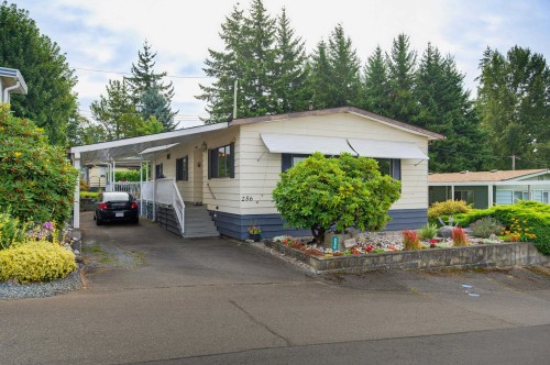 256-27111 0 Avenue, Langley, BC - Outdoor