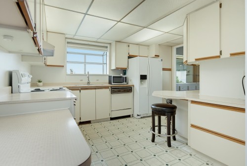 256-27111 0 Avenue, Langley, BC - Indoor Photo Showing Kitchen