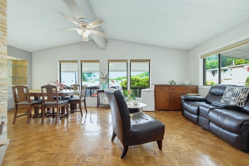 256-27111 0 Avenue, Langley, BC - Indoor