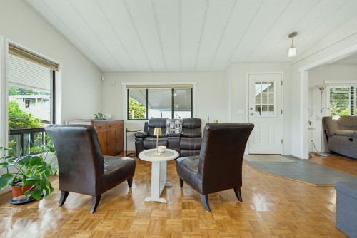 256-27111 0 Avenue, Langley, BC - Indoor