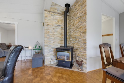 256-27111 0 Avenue, Langley, BC - Indoor With Fireplace