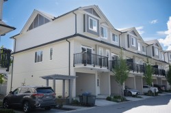 176-13898 64 Avenue Surrey, BC V3W 1L6