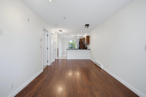 273-20170 Fraser Highway, Langley, BC - Indoor Photo Showing Other Room