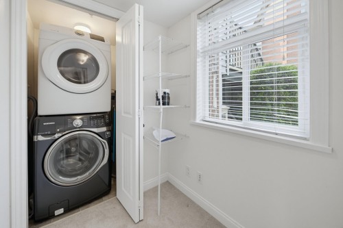 273-20170 Fraser Highway, Langley, BC - Indoor Photo Showing Laundry Room