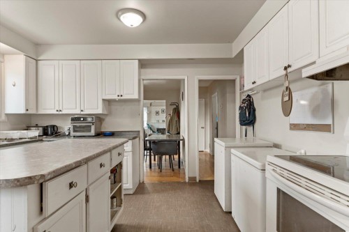 33919 Victory Boulevard  Abbotsford, BC V2S 1S8