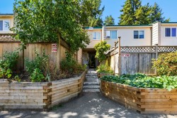 139-15215 105 Avenue Surrey, BC V3R 1R9