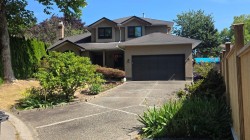 14166 84b Avenue Surrey, BC V3W 0W5