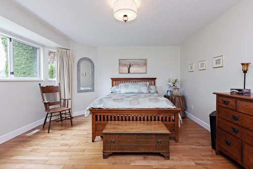 18289 58A Avenue, Surrey, BC - Indoor Photo Showing Bedroom