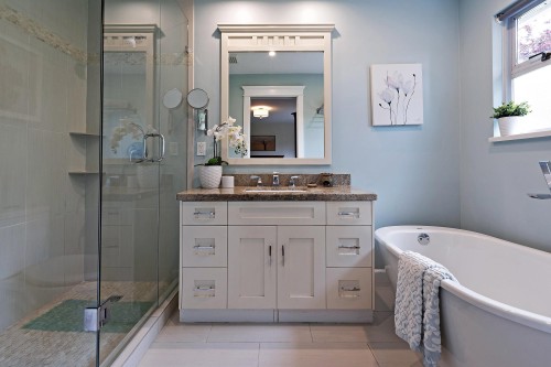 18289 58A Avenue, Surrey, BC - Indoor Photo Showing Bathroom