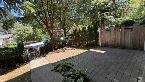 6-2733 Parkway Drive , Surrey, BC V4P 3P7 2