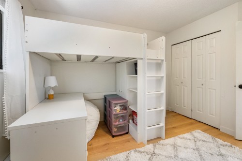 6503 Woodglen Street, Delta, BC - Indoor