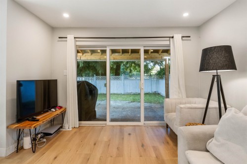 6503 Woodglen Street, Delta, BC - Indoor