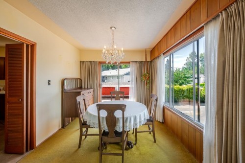 11050 Fuller Crescent N, Delta, BC - Indoor Photo Showing Dining Room
