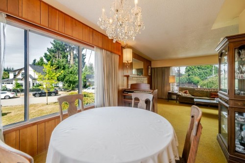 11050 Fuller Crescent N, Delta, BC - Indoor Photo Showing Dining Room
