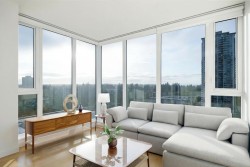 1702-13438 Central Avenue Surrey, BC V3T 0N2