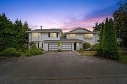 1576 161 Street Surrey, BC V4A 4X8