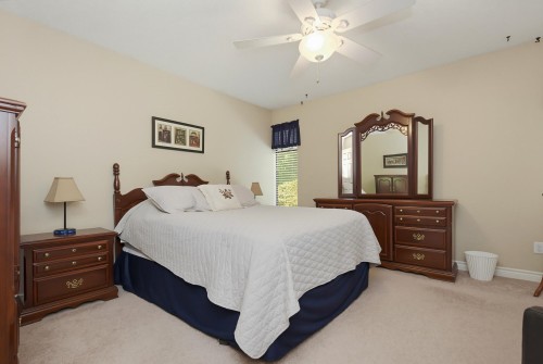 2358 Cameron Crescent, Abbotsford, BC - Indoor Photo Showing Bedroom