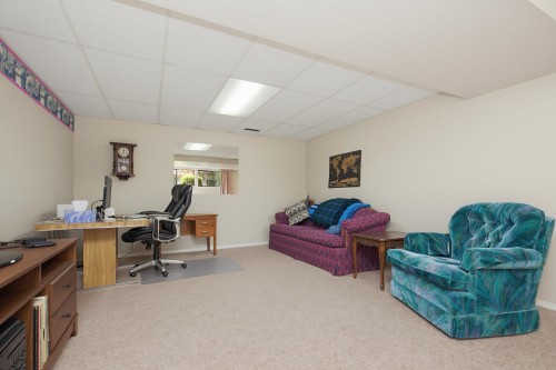 2358 Cameron Crescent, Abbotsford, BC - Indoor Photo Showing Office