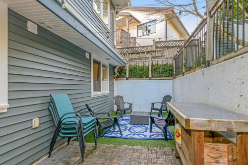 15587 Semiahmoo Avenue, White Rock, BC - Outdoor With Deck Patio Veranda With Exterior