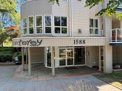 104-1588 Best Street  White Rock, BC V4B 4G1