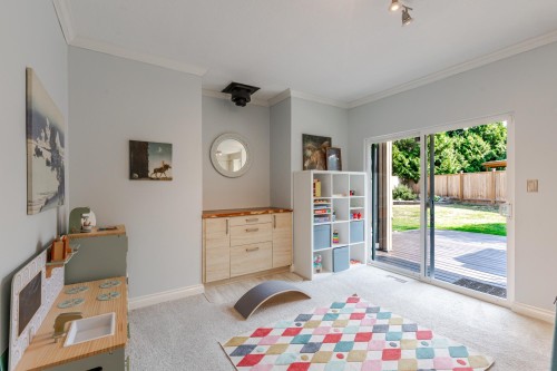 16163 Brookside Grove, Surrey, BC 