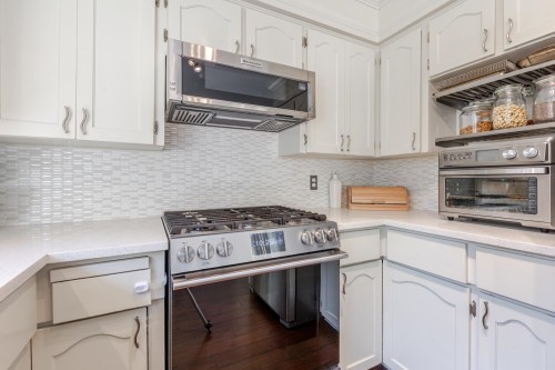 16163 Brookside Grove, Surrey, BC 