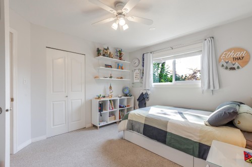 16163 Brookside Grove, Surrey, BC 