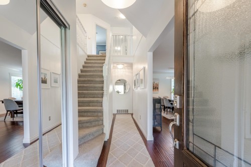 16163 Brookside Grove, Surrey, BC 